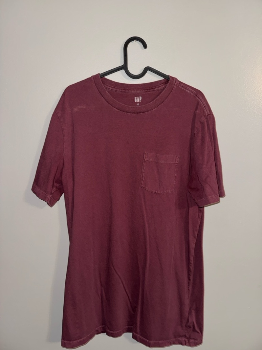 Mens GAP Tshirt